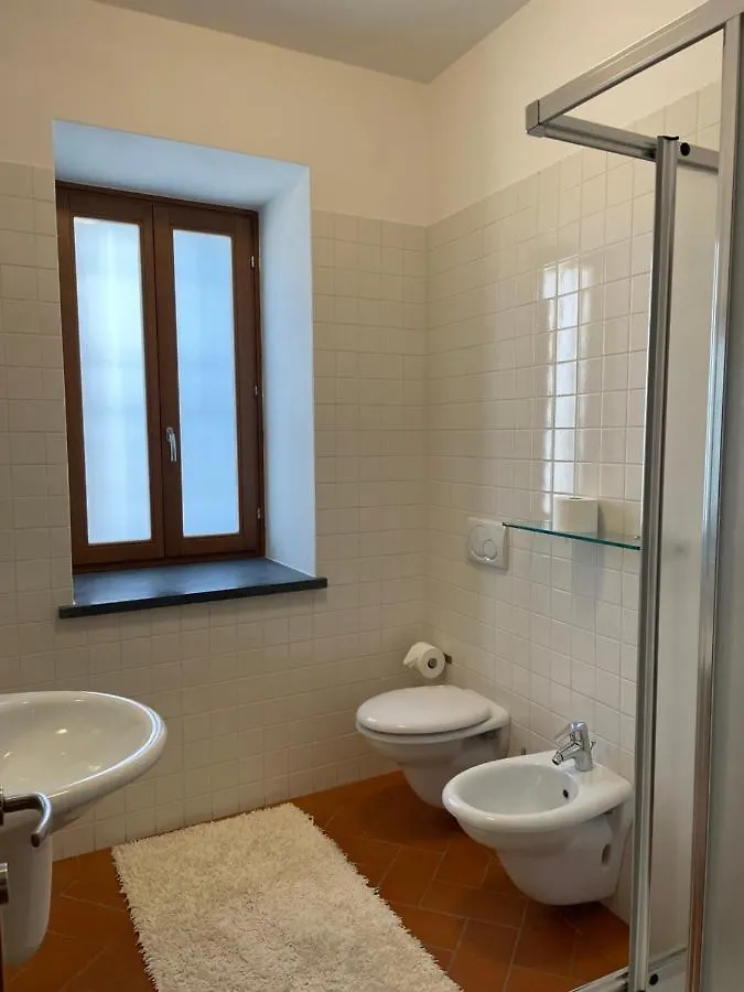 Annetta Apartment Spino Secco Formally Cream Mulazzo