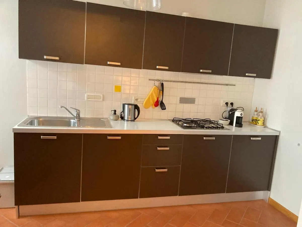 Annetta Apartment Spino Secco Formally Cream Mulazzo